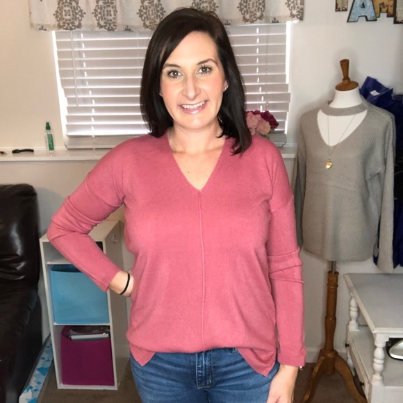 Pink Sweater - Picture 2 of 4